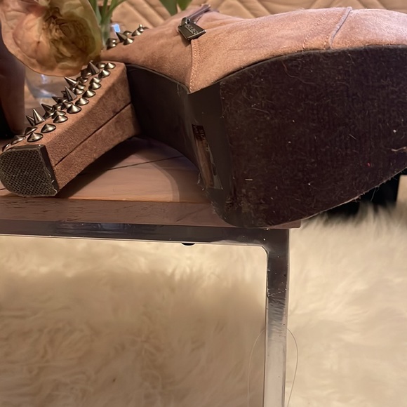 Spike platform - Picture 3 of 6